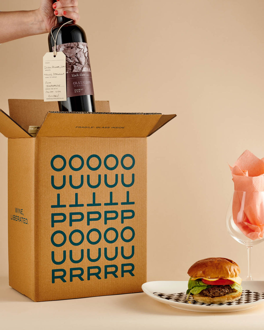 outpour delivery box with food